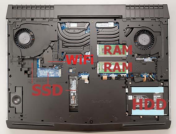 Alienware 17 R4 disassembled