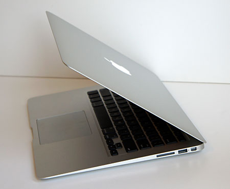 docking station for macbook air 2011